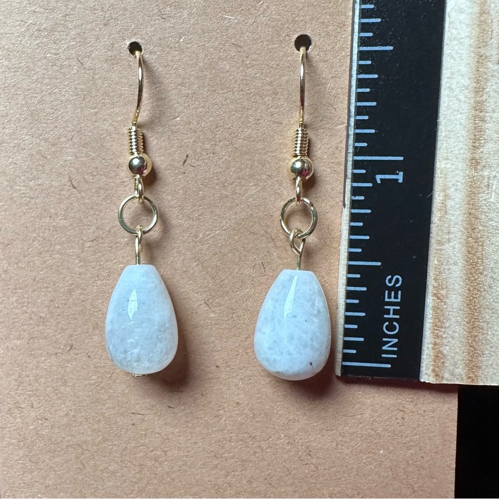 Rainbow moonstone earrings dangle gold tone color gemstone - Picture 2 of 5